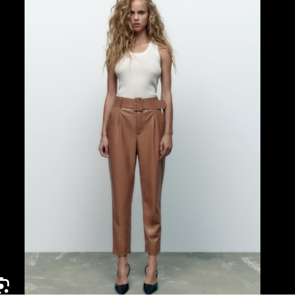 NWT Zara camel faux leather pleated pants with tapered leg size S